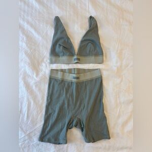 SKIMS Women’s Soft Rib Bralette & High-Waist Short Set — Sage Green